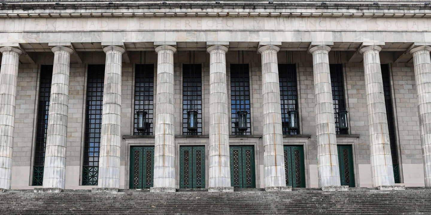 Edificio judicial profesional